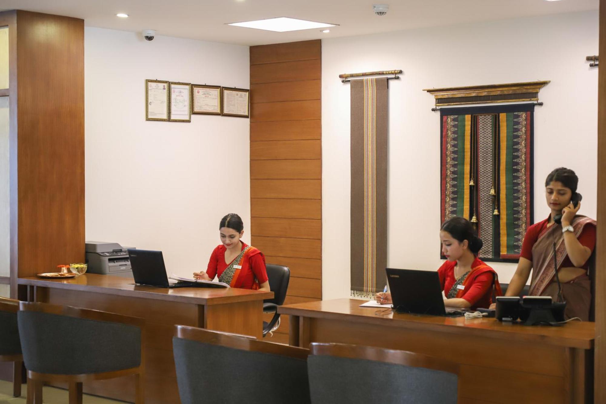 Mountain Glory Forest Resort Pokhara Exterior foto