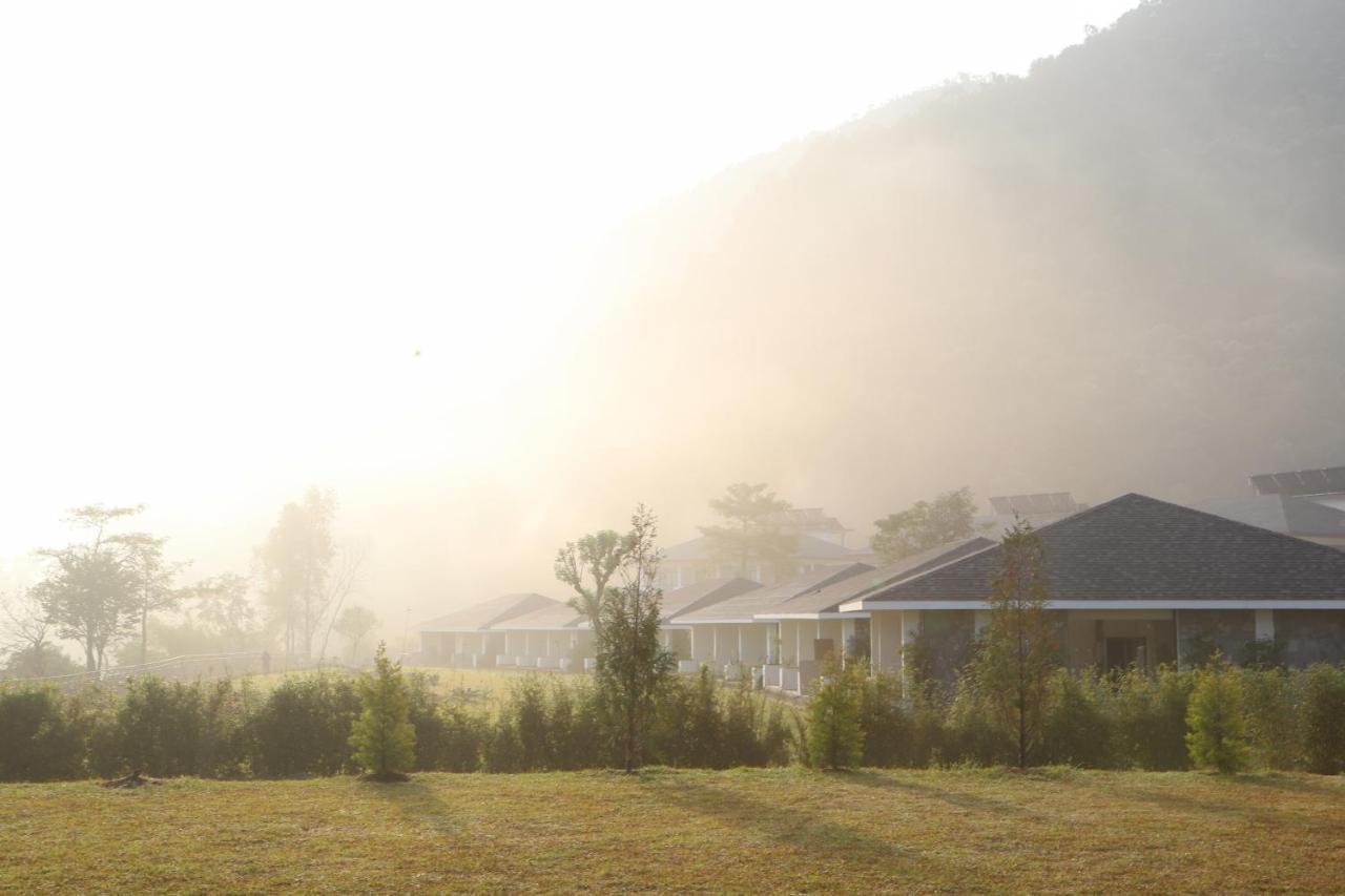 Mountain Glory Forest Resort Pokhara Exterior foto