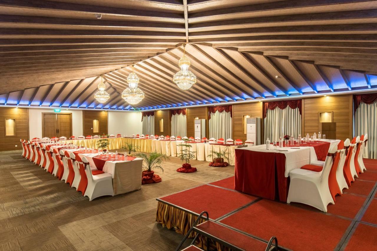 Mountain Glory Forest Resort Pokhara Exterior foto
